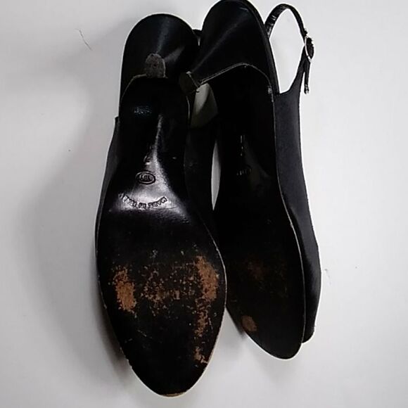 VTG, RED CROSSSKOES MADE IN  ITALY WOMEN'S SHOES SIZE 7 - Picture 8 of 11